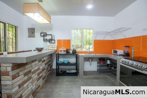 A Cozy House in La Chocolata - Image 11
