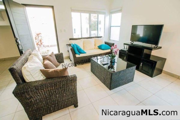 Casa Serenidad 3 Bedroom House for Rent in Colinas de Miramar - Image 4