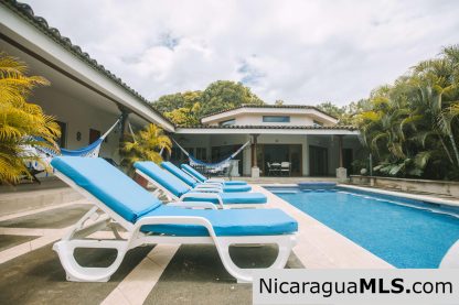Two-Story House in La Talanguera