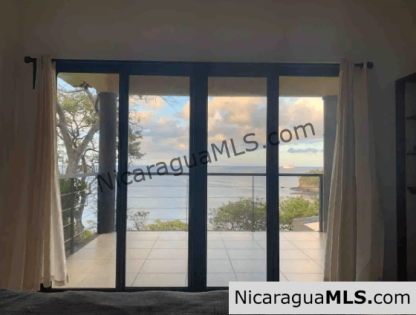 Casa Travista in Paradise Bay