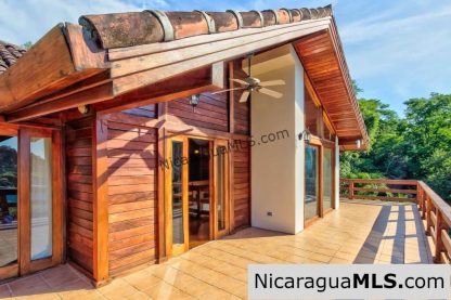 Vista Bahia, four bedroom house in Redonda Bay