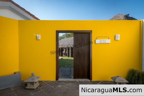 Casa Del Mar a Beach Front House in Playa Marsella - Image 2