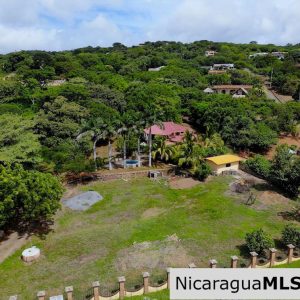 3 bedroom house with rental apartment within walking distance to the beach