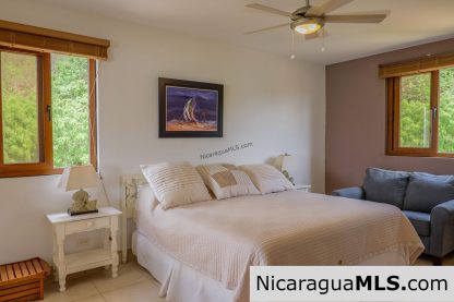 Condo 601C, Beachfront in Town