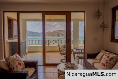 Condo 601C, Beachfront in Town
