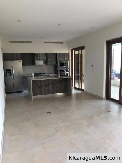 Condo C2 in Guacalito de la Isla!