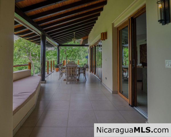 Penthouse Condo F6 in Guacalito de la Isla - Image 6