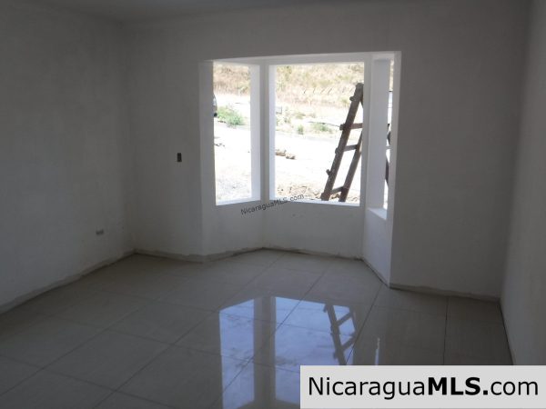 Prado Hills Residential Community - Image 9