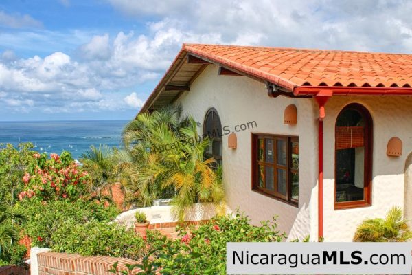 Casa Fantasia Pelican Eyes Ocean View Top of Hill - Image 19