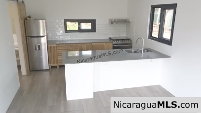Forest House in Santa Isabel (model house)
