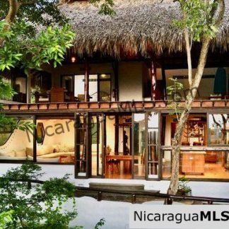 Luxury Off Grid Jungle Oasis in San Juan Del Sur Nicaragua