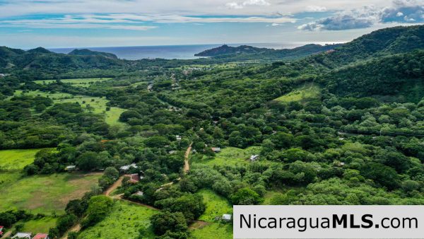 Casita Plus Land in El Oro San Juan Del Sur Nicaragua - Image 10