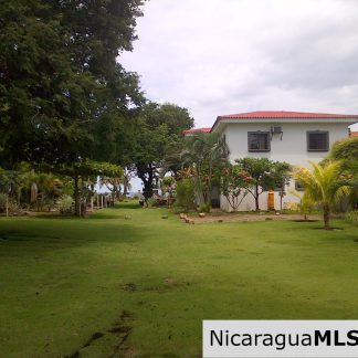 Villa Tamarindo Beach Front House in San Juan del Sur on Playa Marsella