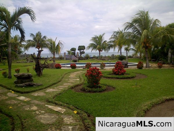 Villa Tamarindo Beach Front House in San Juan del Sur on Playa Marsella - Image 3