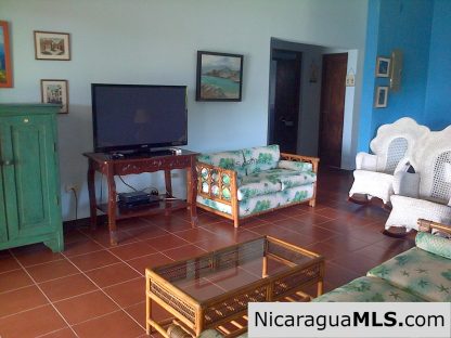 Villa Tamarindo Beach Front House in San Juan del Sur on Playa Marsella