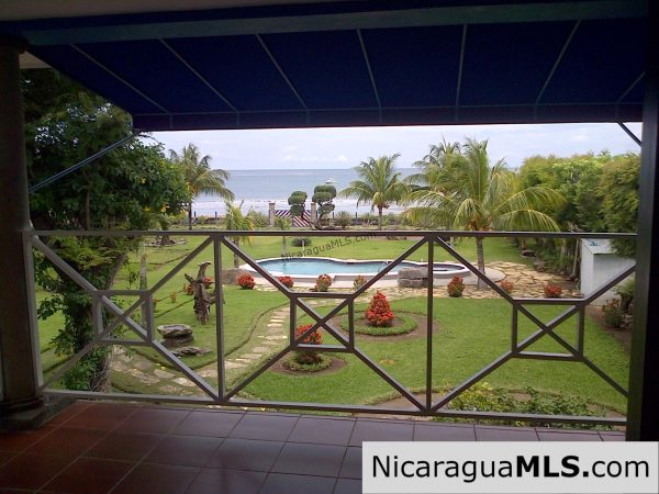 Villa Tamarindo Beach Front House in San Juan del Sur on Playa Marsella - Image 12