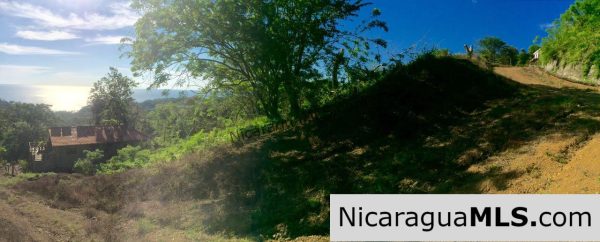 Amazing view over Playa Maderas - Image 4