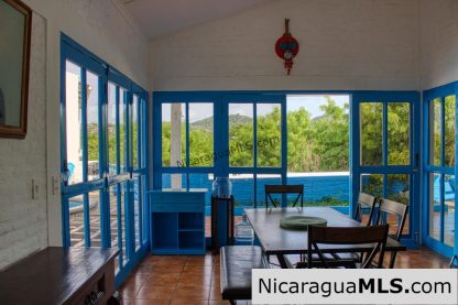 Casa Veranera Beach House Steps to Surf Superior Location