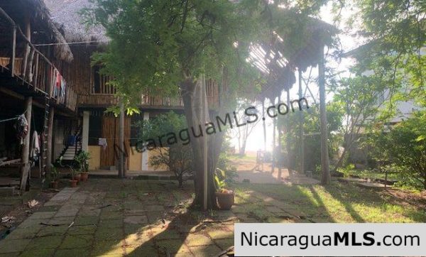 Timber & bamboo Palapa Palace at Playa Marsella - Image 6