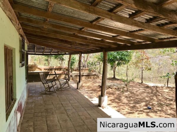 Ocean view fixer upper on almost 5 Acres - Image 9