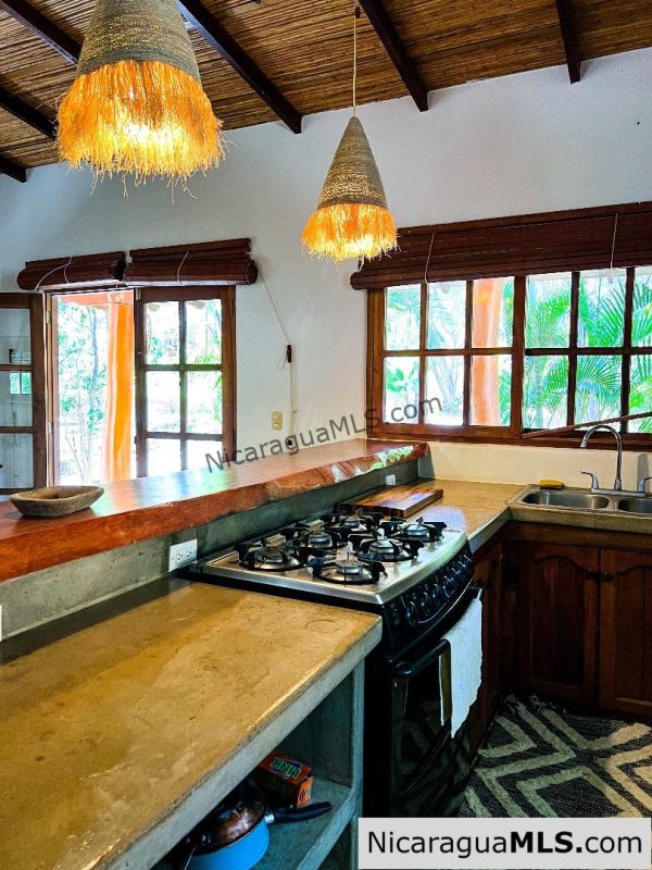 Beautiful Turn Key Casita close to Playa Maderas - Image 11