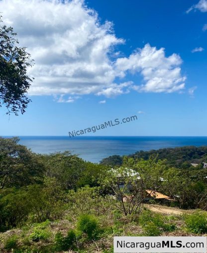 Vista Cinco Bahias lot 20 at Playa Maderas, north of San Juan del Sur