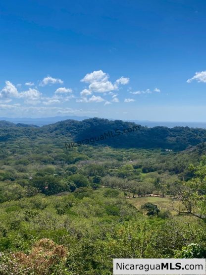 Vista Cinco Bahias lot 20 at Playa Maderas, north of San Juan del Sur