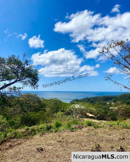 Vista Cinco Bahias lot 20 at Playa Maderas, north of San Juan del Sur