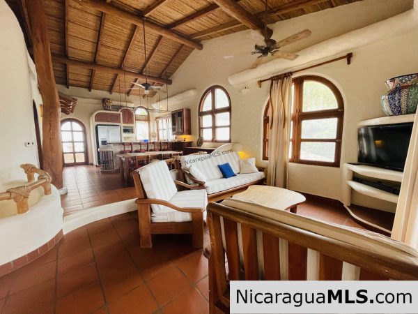 Casa Iguana Morada in Pelican Eyes San Juan del Sur - Image 10