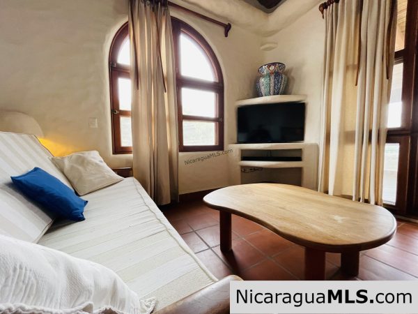Casa Iguana Morada in Pelican Eyes San Juan del Sur - Image 12