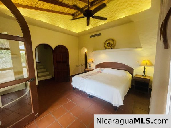 Casa Iguana Morada in Pelican Eyes San Juan del Sur - Image 19