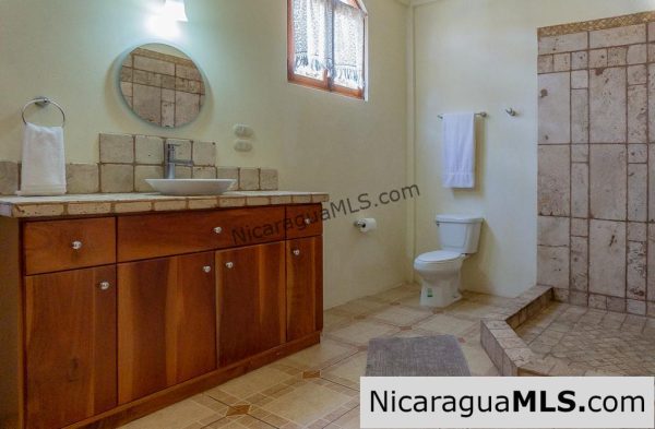 Casa Carmella 5 Bedroom House for Rent at Los Miradores - Image 19