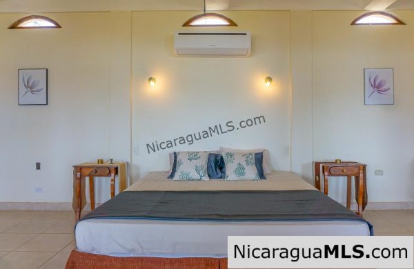 Casa Carmella 5 Bedroom House for Rent at Los Miradores - Image 13