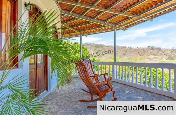 Casa Carmella 5 Bedroom House for Rent at Los Miradores - Image 10