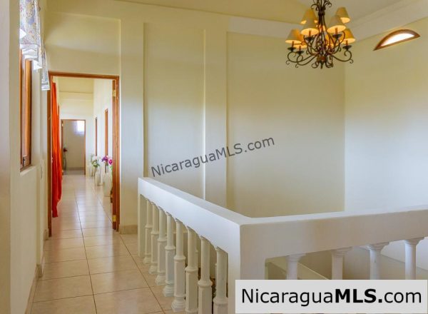 Casa Carmella 5 Bedroom House for Rent at Los Miradores - Image 7