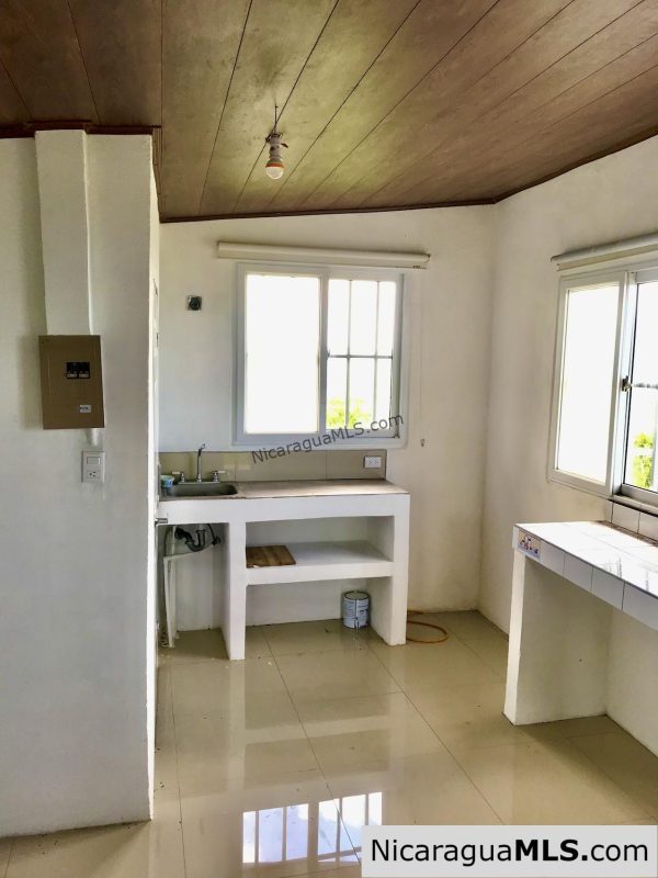 Ocean view studio overlooking Playa Maderas - Image 12