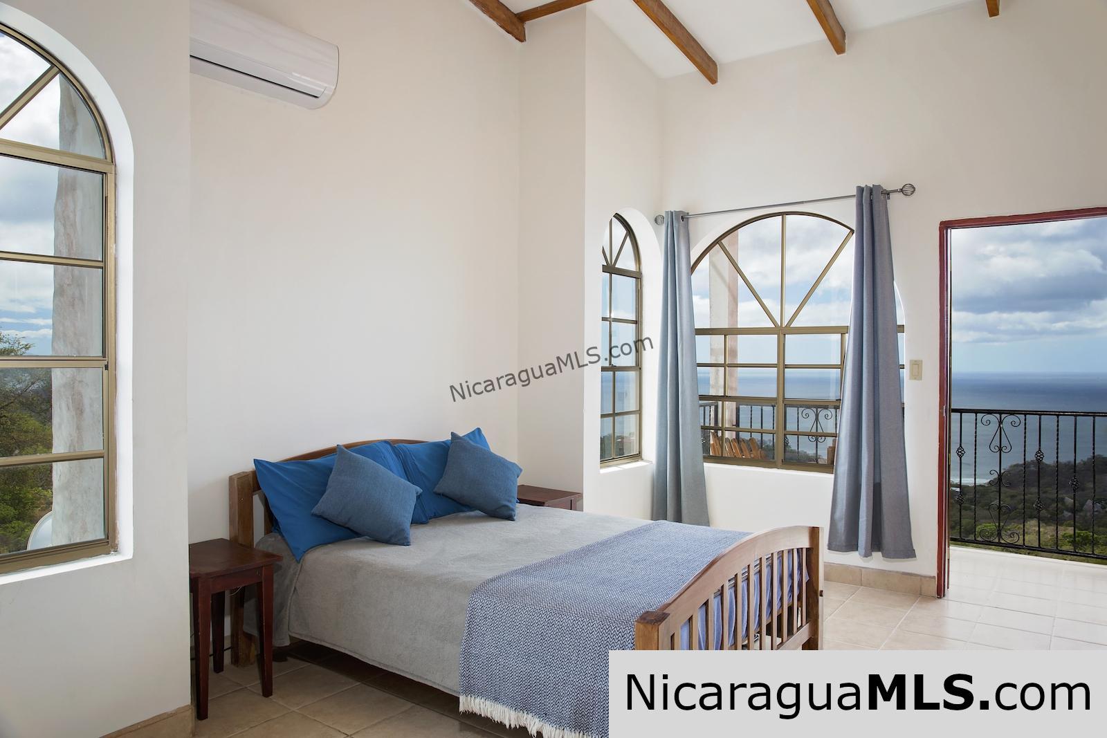 Surf View Home Playa Maderas San Juan Del Sur - Image 7