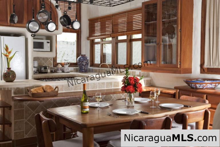 Updated Listing: Luxurious Ocean-View Villas in San Juan del Sur!