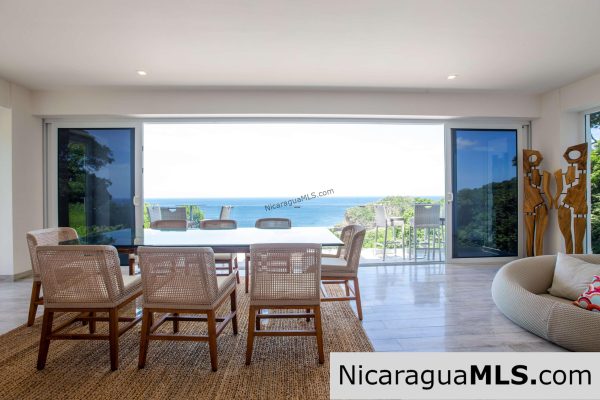 Two-story house with 5 bedrooms and ocean views in La Joya, San Juan del Sur-Nicaragua - Image 19