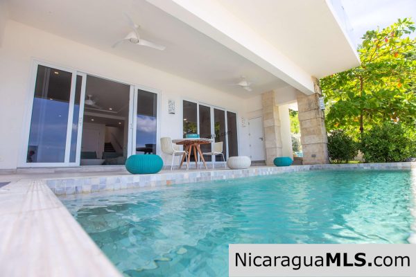 Two-story house with 5 bedrooms and ocean views in La Joya, San Juan del Sur-Nicaragua - Image 6