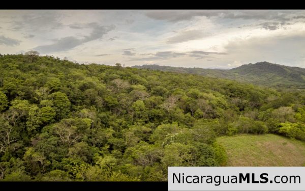 Discounted Lots near Playa Hermosa. - Image 14