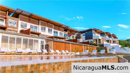 La Santa Mar ­a A Paradise in the Making