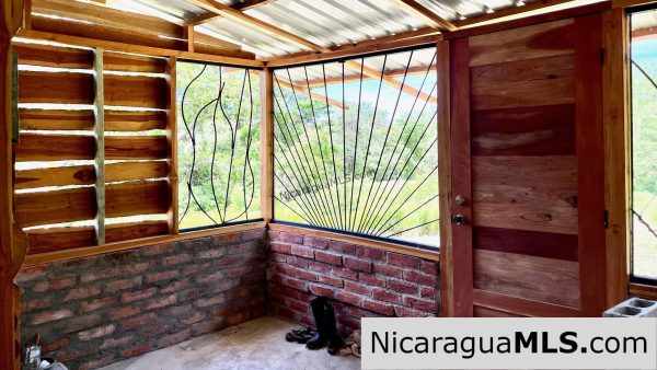 Casita Plus Land in El Oro San Juan Del Sur Nicaragua - Image 4