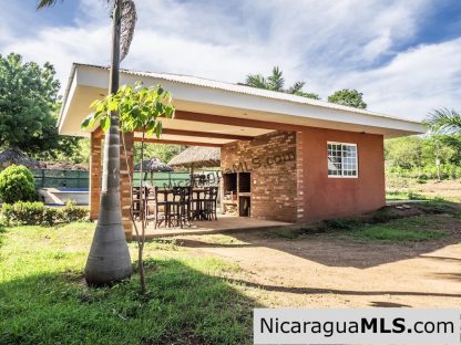 Las Escadas Studio Apartment for Rent Close to Town