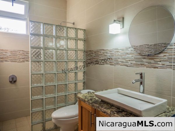 6.2 Las Escadas First Floor 2 Bedroom Condo in a Convenient Location - Image 22
