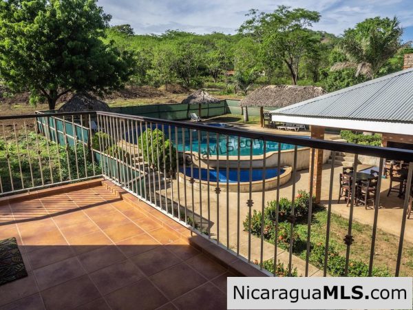 Brand New Las Escadas 2 Bedroom Upper Level Apartment for Rent - Image 8