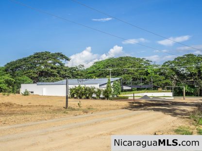 Las Escadas Studio Apartment for Rent Close to Town