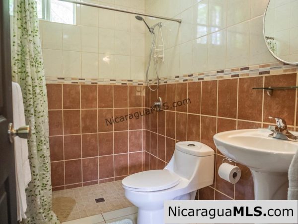 Las Escadas Studio Apartment for Rent Close to Town - Image 7
