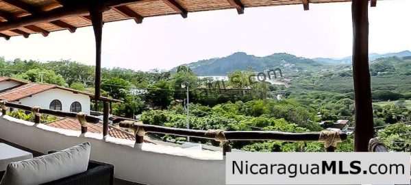 Las Villas Coral Villas for Long Term Rent in Pelican Eyes - Image 3