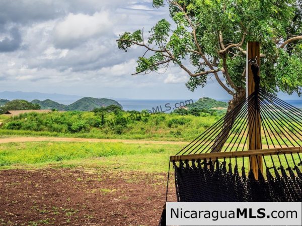 Los Suenos Bungalow for Rent With Access to Tree Casa Amenities - Image 2